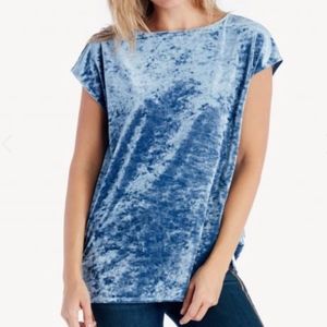 • CRUSHED VELVET TOP •